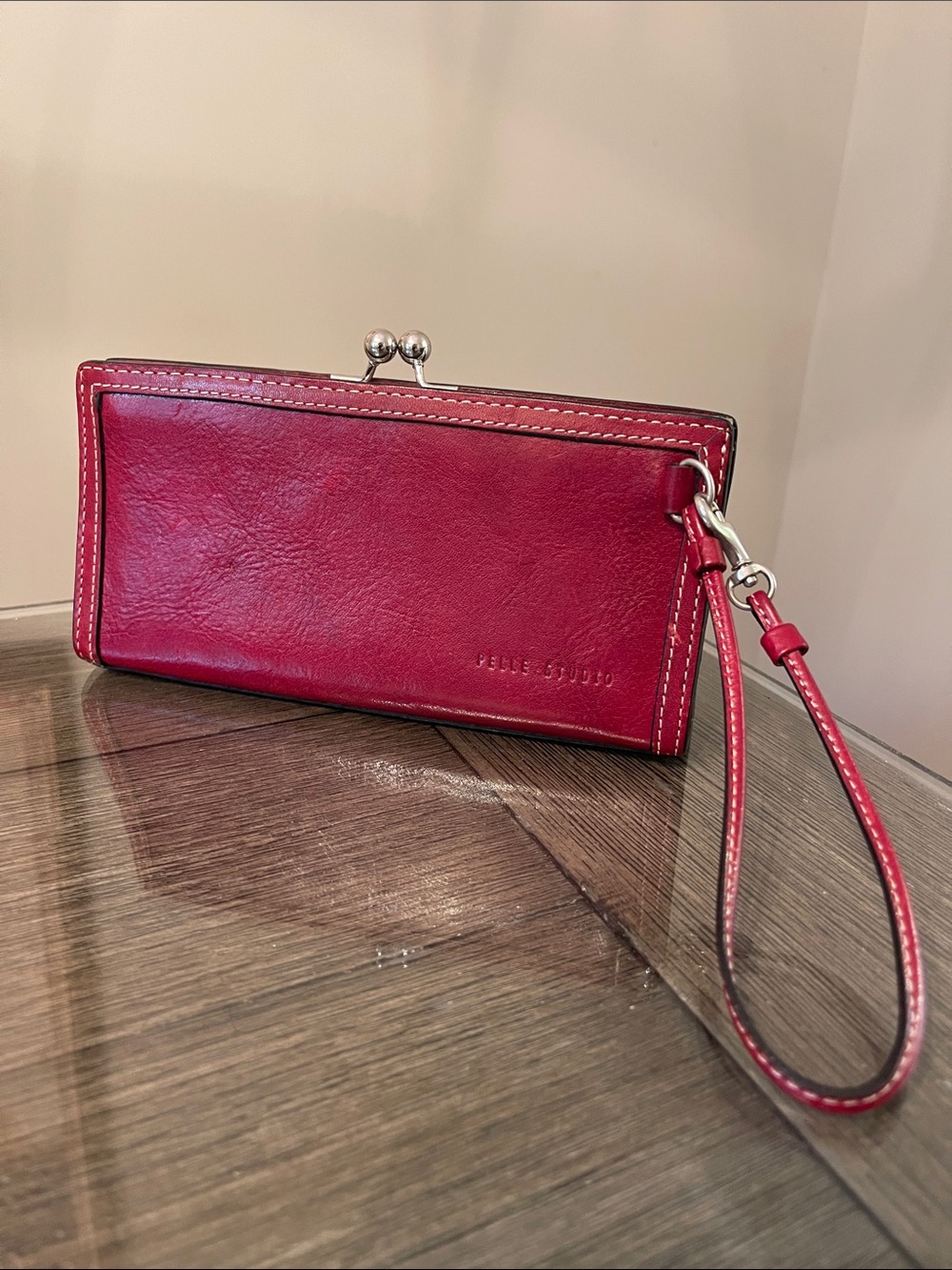 Pelle Studio - Wilson Leather Red Kiss Lock Clutch - Wristet - Wallet